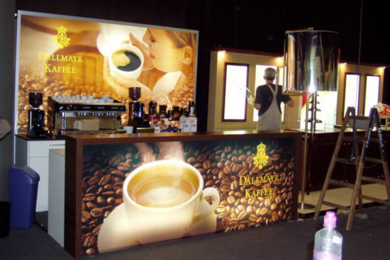 Kaffeebar New York komplett mit Leuchtrückwand nach Ihren Wünschen mit Ihrem Logo